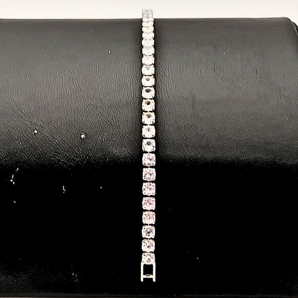 Womens Silver Plated Cubic Zircon Tennis Bracelet 7.5 Elegant Minimalist Evening - Picture 3 of 5